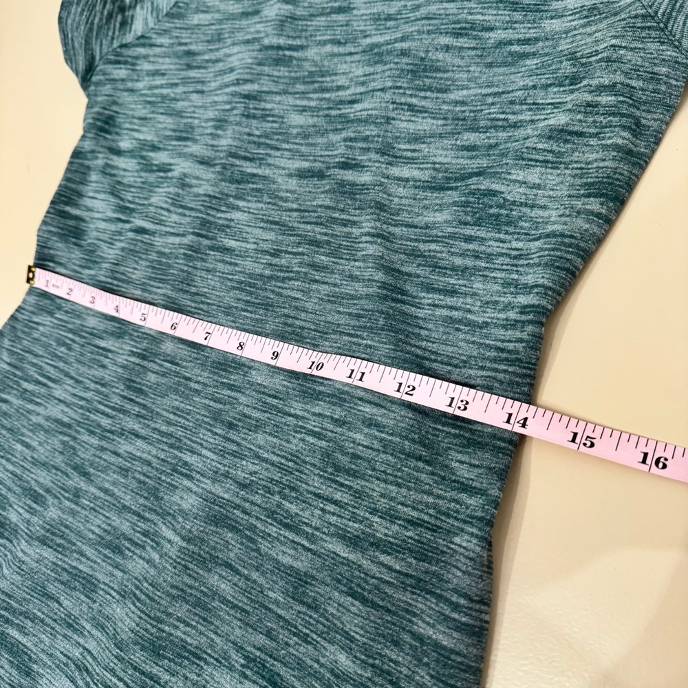 Lululemon Women’s &Go Where To Fitted Short Sleeve Dress Women's Size 6 Green - Picture 13 of 15